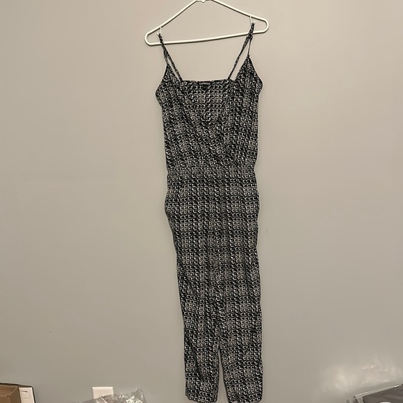 Express Pants - EUC Express Jumpsuit size 2